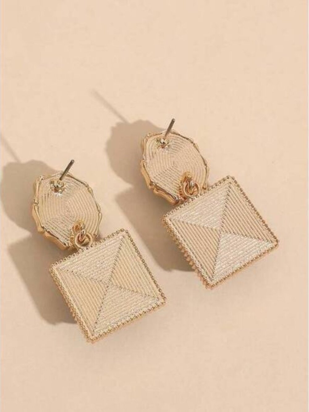 & Geometric Resin Crystal Stud Earrings